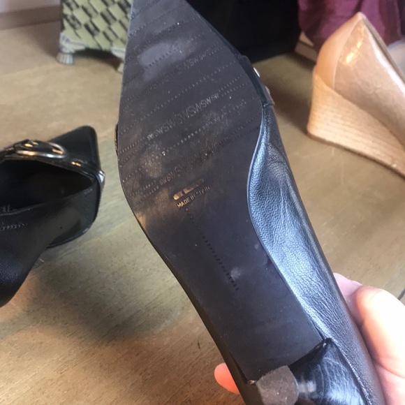 STUART WEITZMAN KITTEN PUMPS - Picture 8 of 9